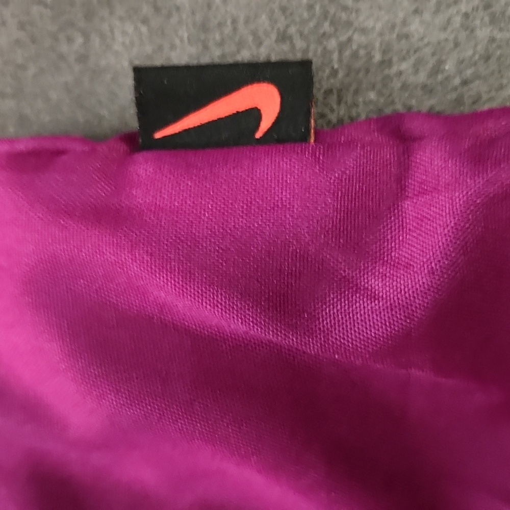 Nike Drawstring Bag - Picture 3 of 6